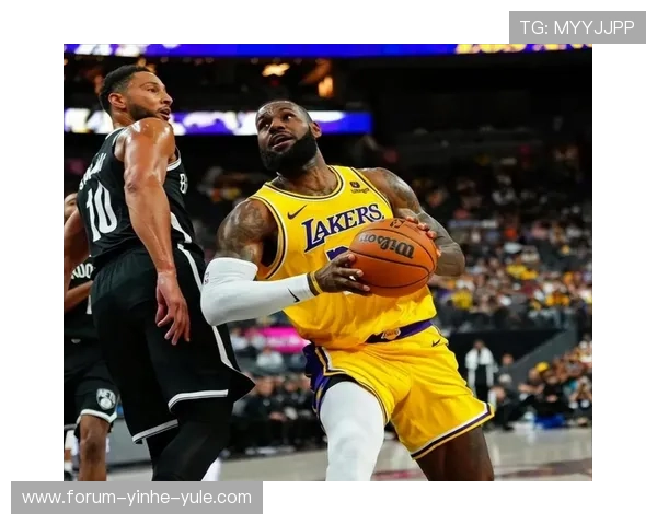 湖人连胜势头强劲詹姆斯关键表现助球队稳居西部前列